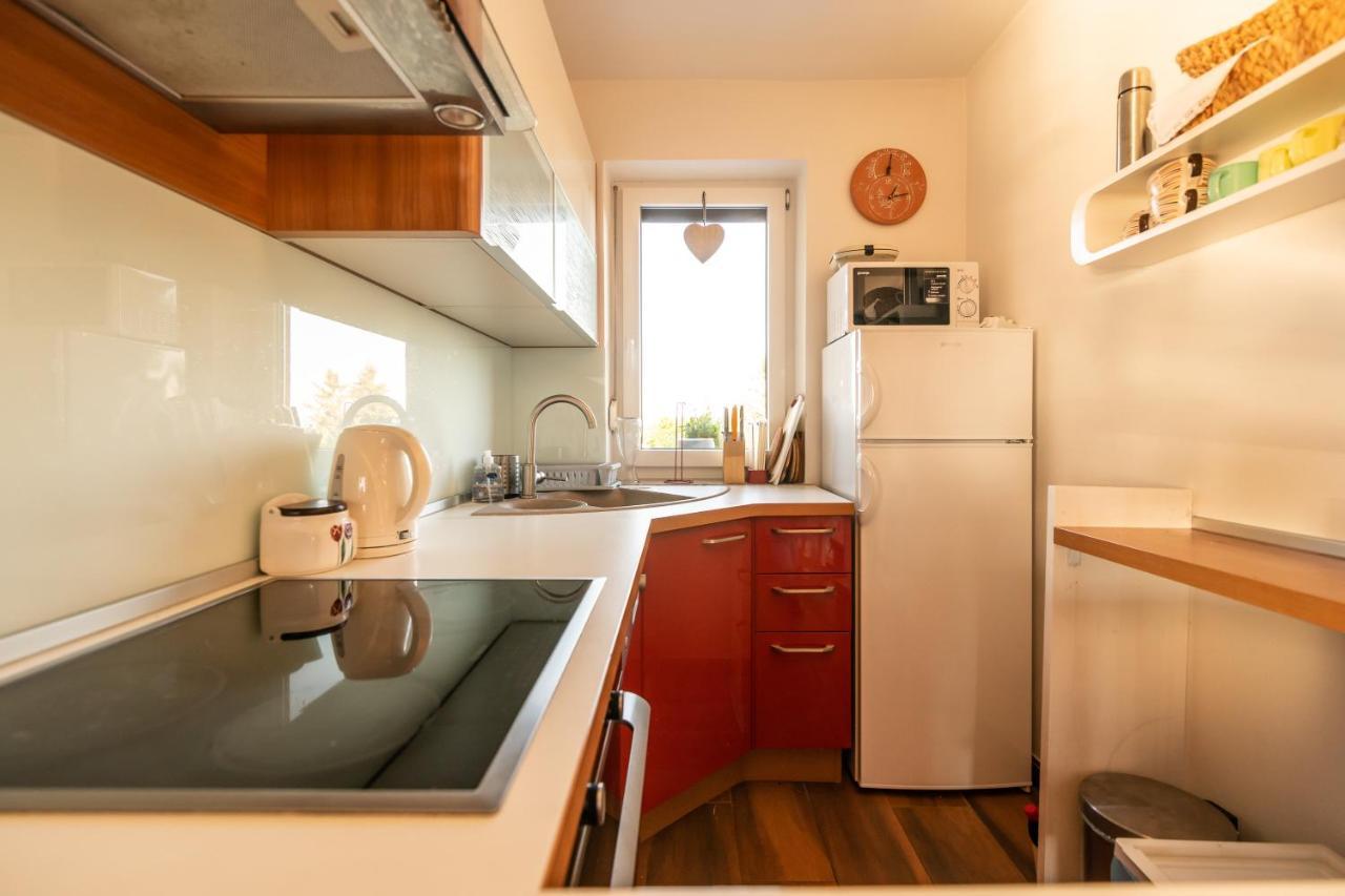 לוגאטץ Holiday Home Razglednik מראה חיצוני תמונה